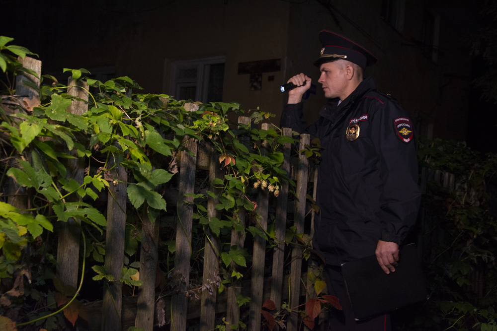 В Пензенской области местный житель разбил кирпичом окно и проник в чужой дом