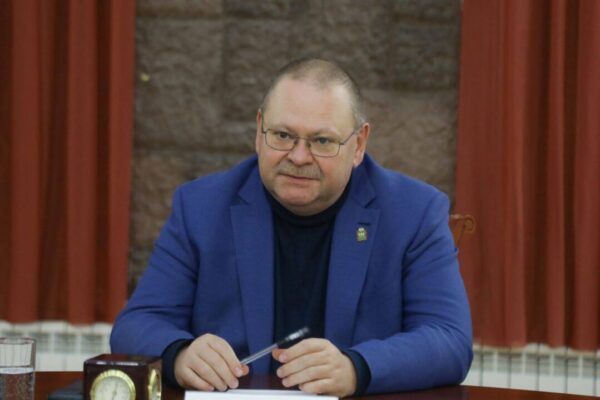 Олег Мельниченко поздравил преподавателей и студентов ПГУ  с юбилеем