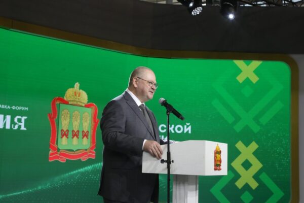 Олег Мельниченко подвел итоги Дня Пензенской области на выставке «Россия»