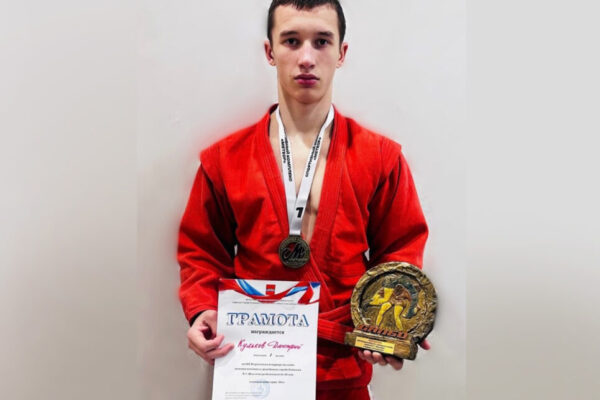 Пензенский самбист стал победителем всероссийского турнира 