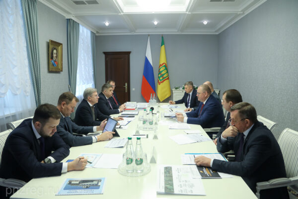 Глава Минтранса РФ и пензенский губернатор обсудили важные для региона проекты
