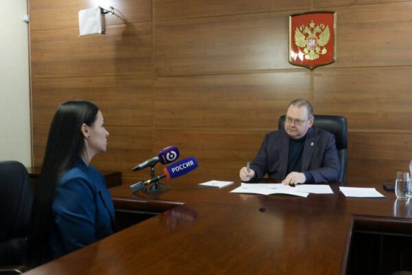 Олег Мельниченко провел личный прием граждан в Пензе