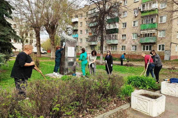 Пензенцы присоединились к акции «День заботы о памятниках»